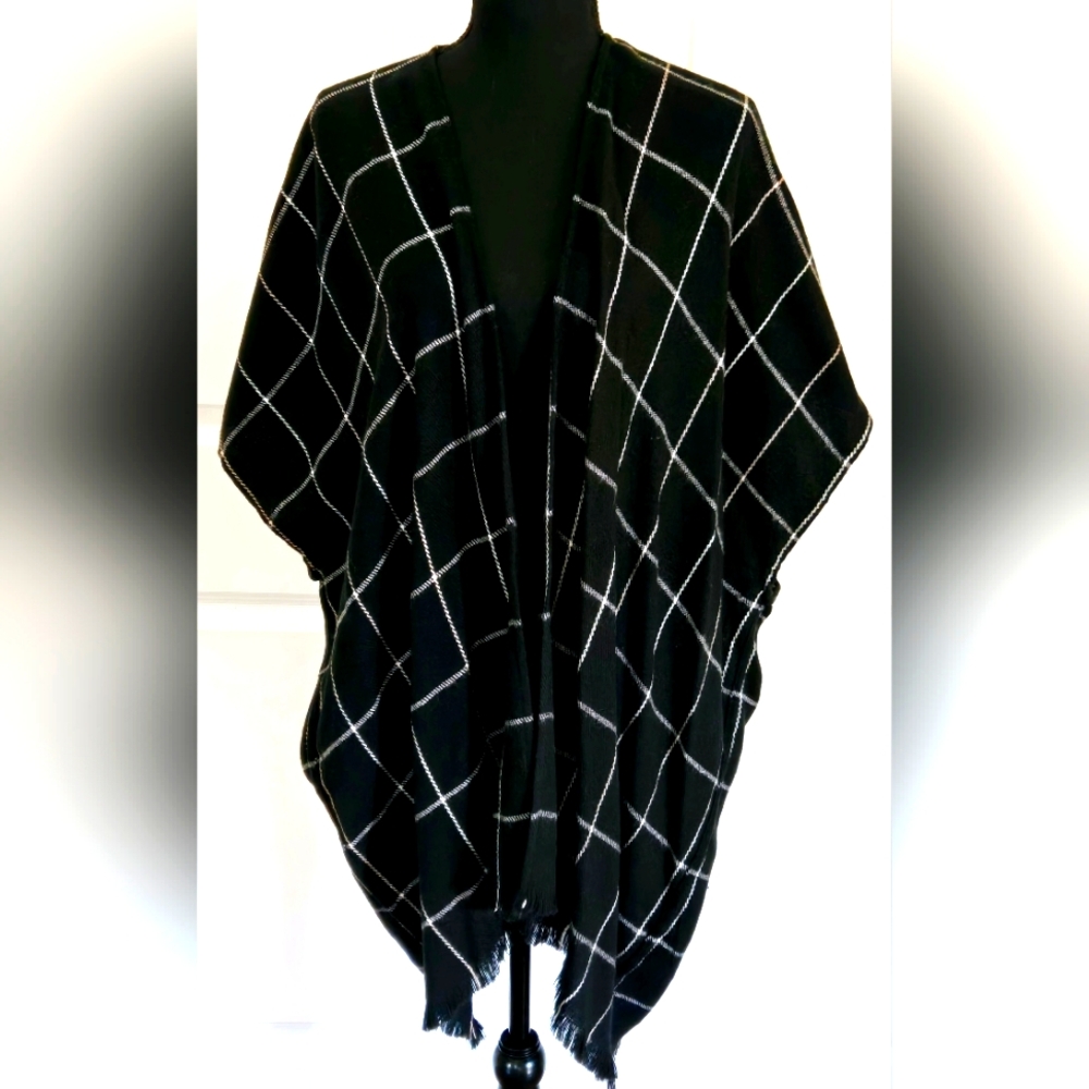 LOFT Black and White Plaid Poncho